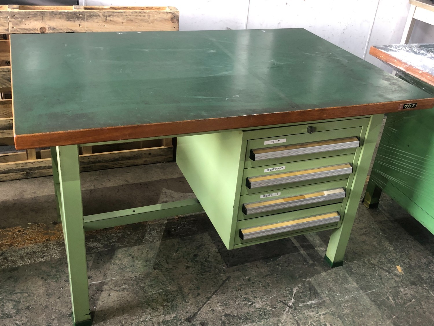 中古Workbench and Surface plates 作業台 サカエ
