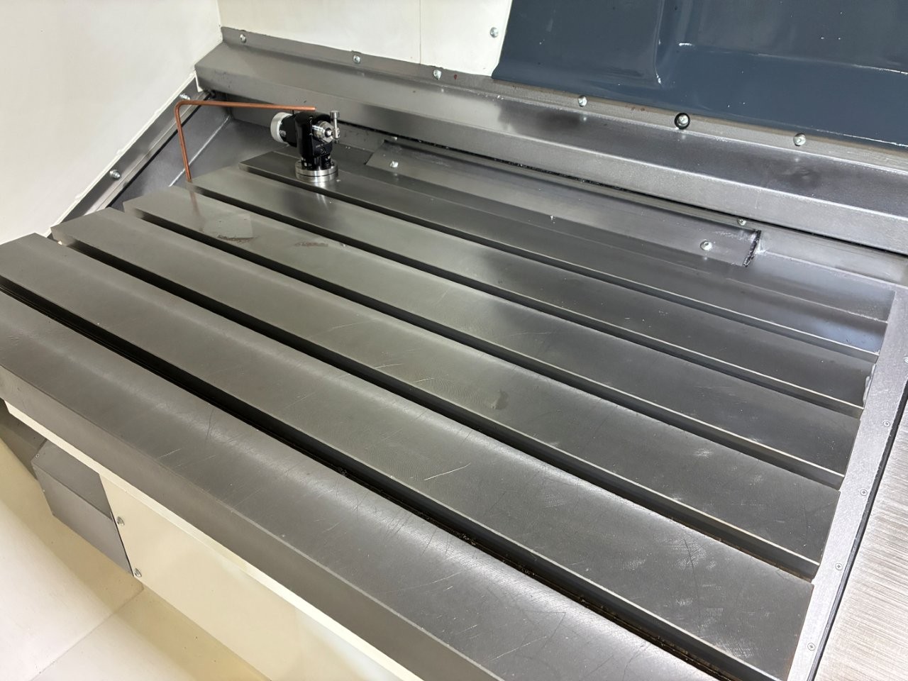 中古立マシニングセンタ CMX600V DMG森精機