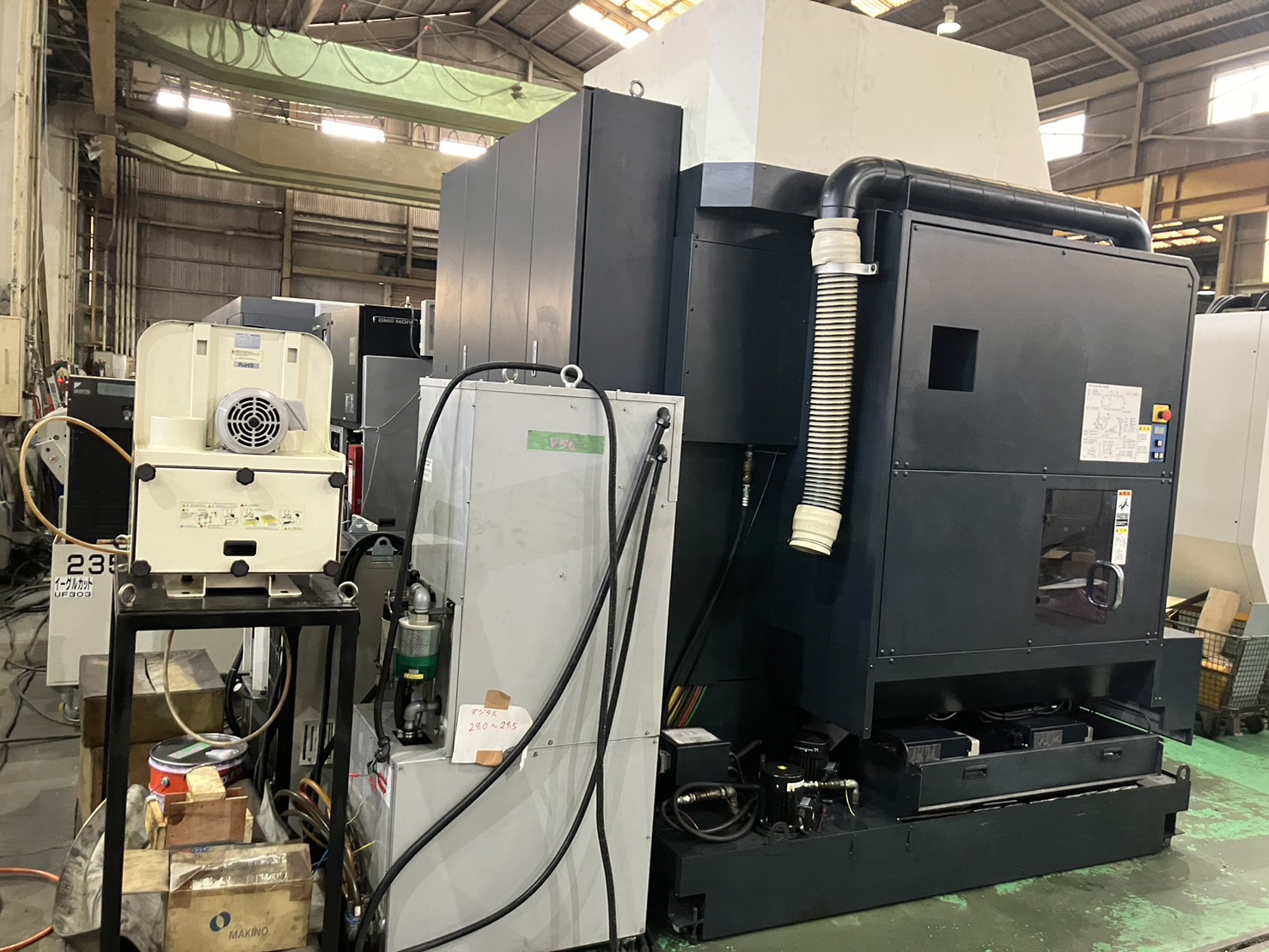 中古立マシニングセンタ V56iC2 牧野