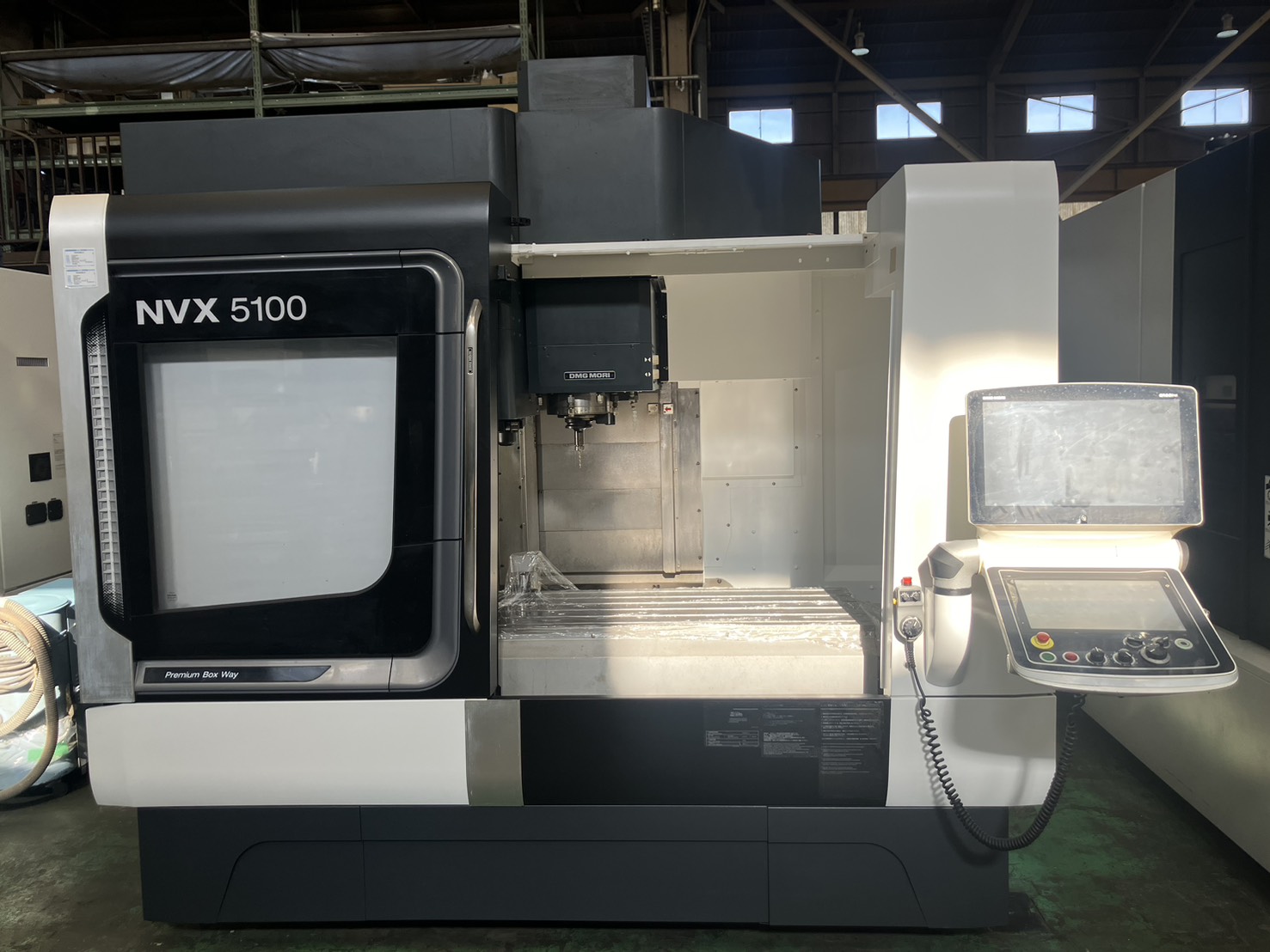 中古立マシニングセンタ NVX5100/50 DMG森精機