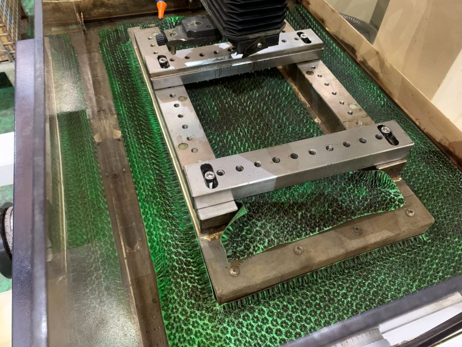 中古細穴加工機 ESM-8V イースタン技研