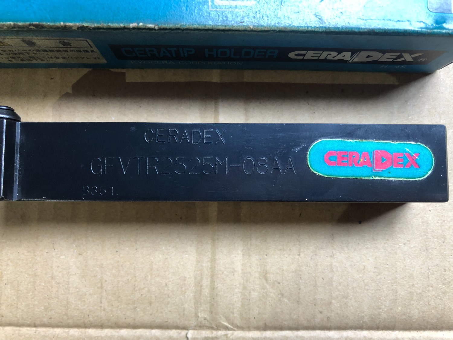 中古その他ねじ切り・ネジ造形工具 【バイトホルダー】GFVTR2525M-08AA  京セラ