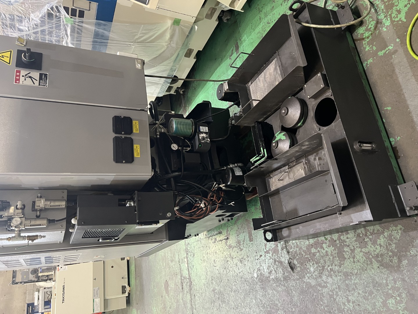 中古立マシニングセンタ VA2 ツガミ