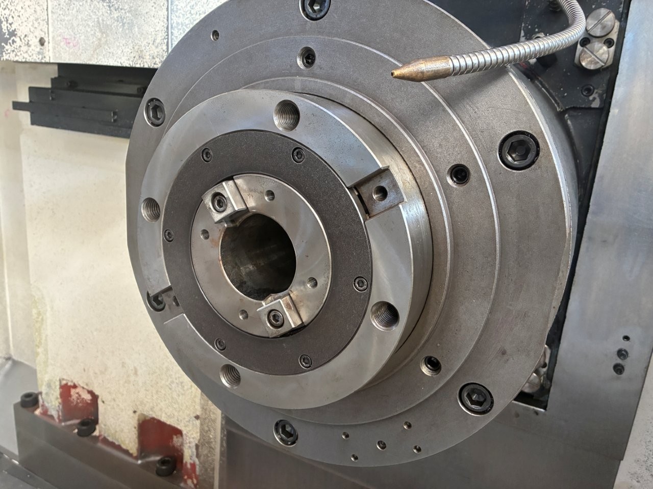 中古NC横中ぐり盤 BTH-130 R18 東芝