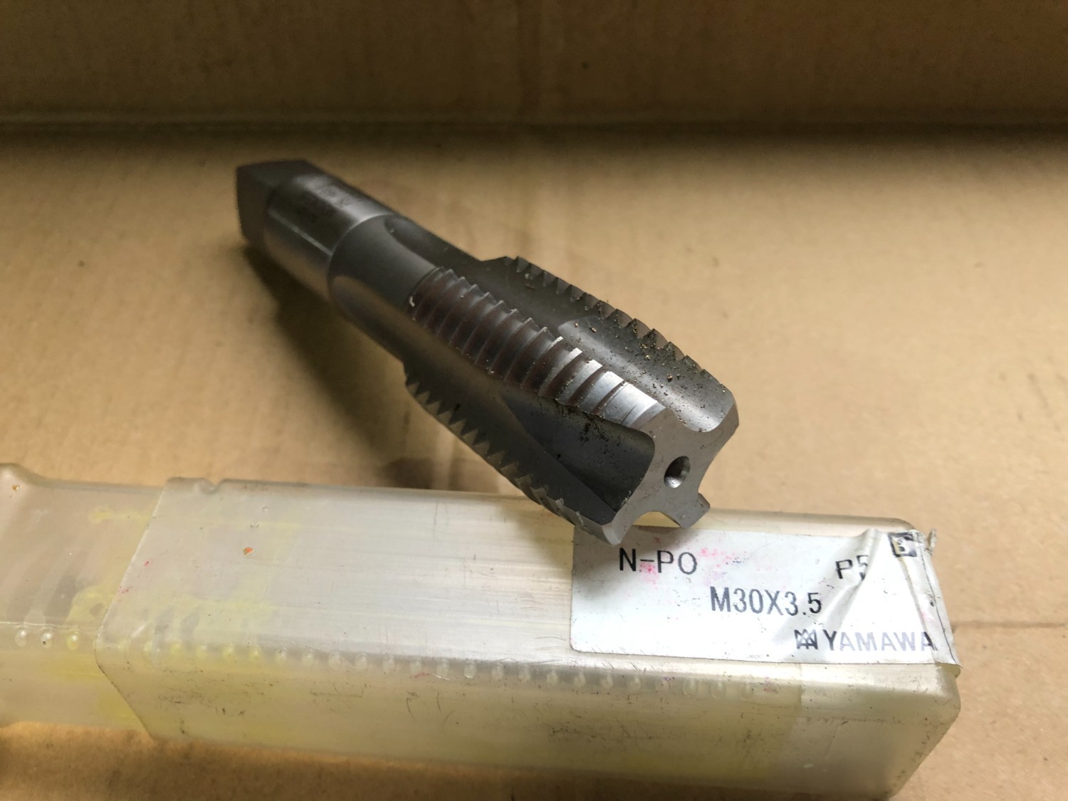 中古タップ 【ハンドタップ】M30x3.5 P5 HSS-E ヤマワ/Yamawa