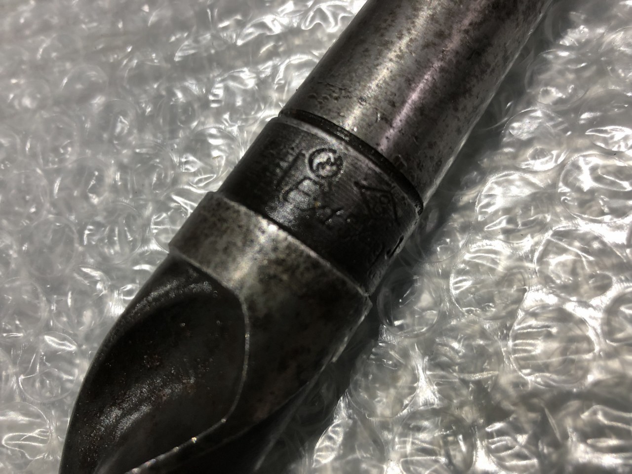 中古テーパ―シャンクドリル 【テーパーシャンクドリル】φ27.0 不明