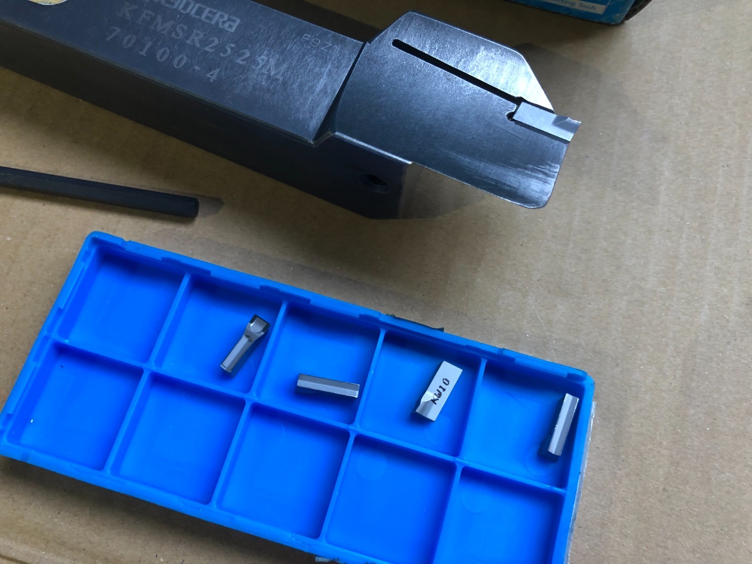 中古その他ねじ切り・ネジ造形工具 【溝入れホルダ】KFMSR2525M 京セラ