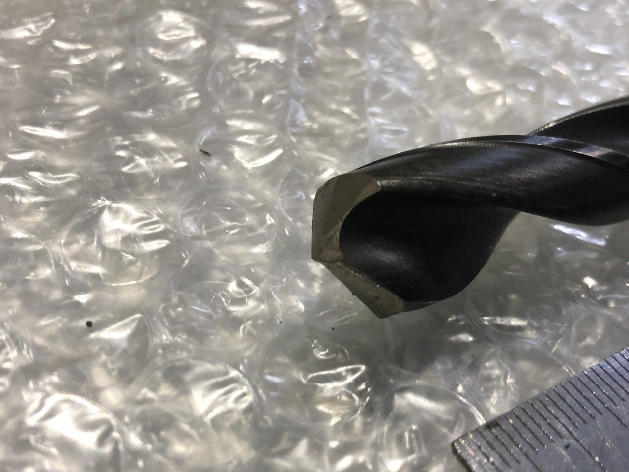 中古テーパ―シャンクドリル 【テーパーシャンクドリル】HSSシリーズ 不明