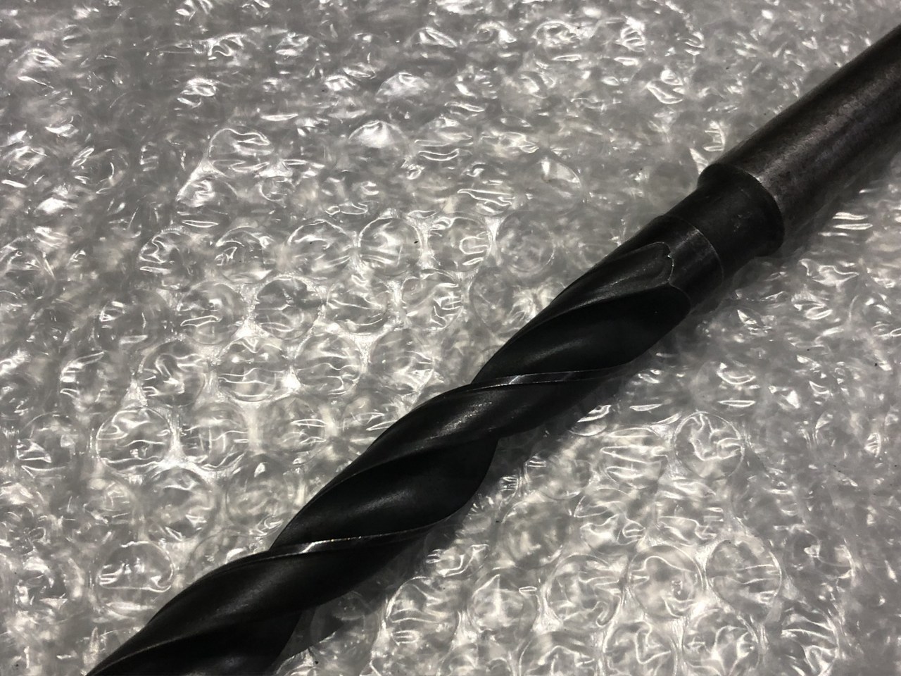 中古テーパ―シャンクドリル 【テーパーシャンクドリル】HSSシリーズ 不明