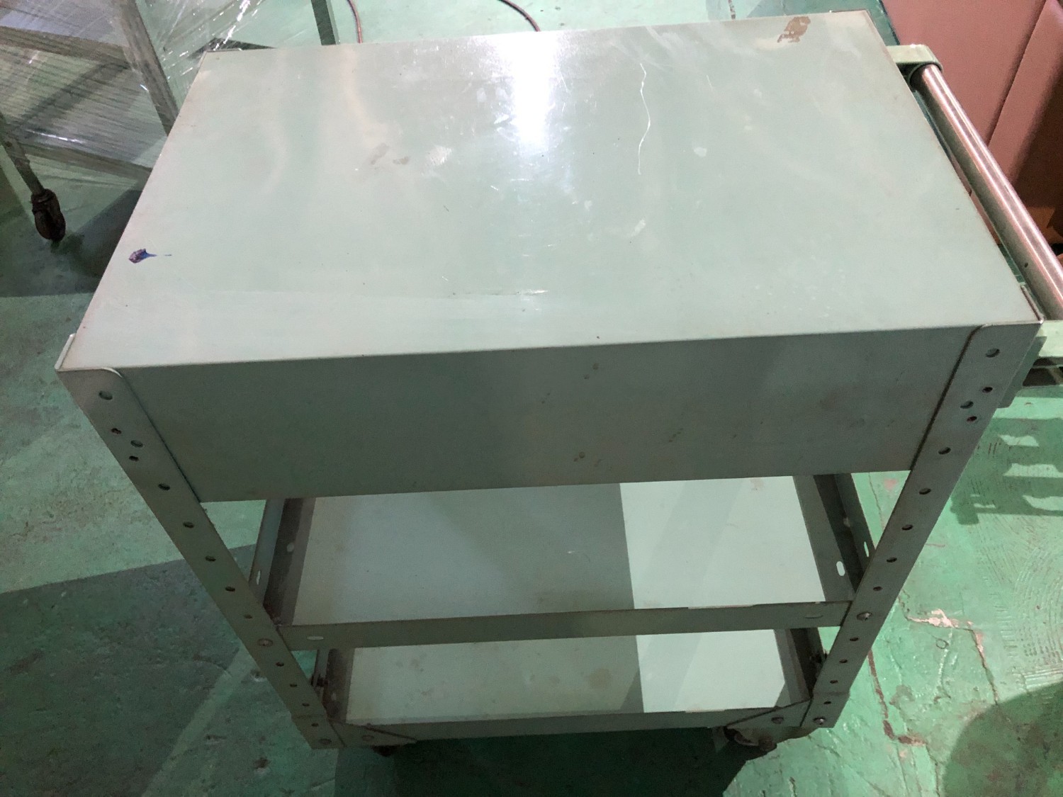 中古キャビネット類 【ツールワゴン】W660xD400xH790(mm) バンラック/VANLACK