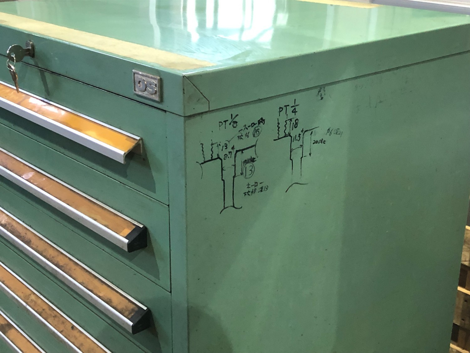 中古キャビネット類 【キャビネット7段】W590xD510xH1020mm OS 