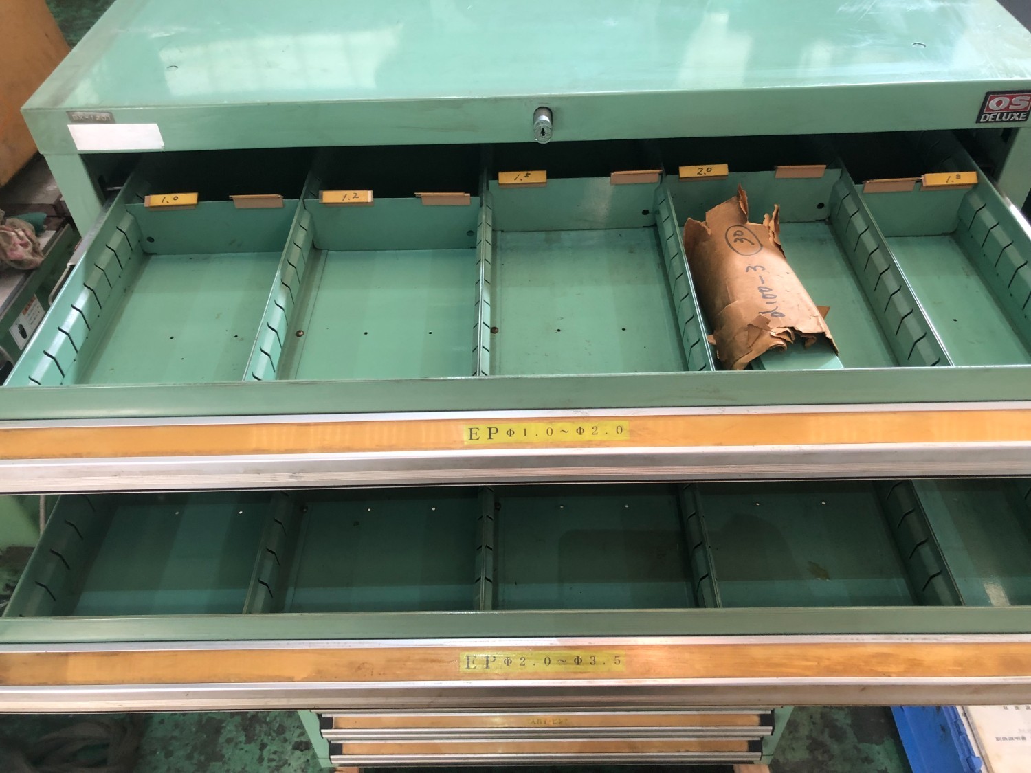 中古キャビネット類 【キャビネット】W810xD555xH1280(mm) OS