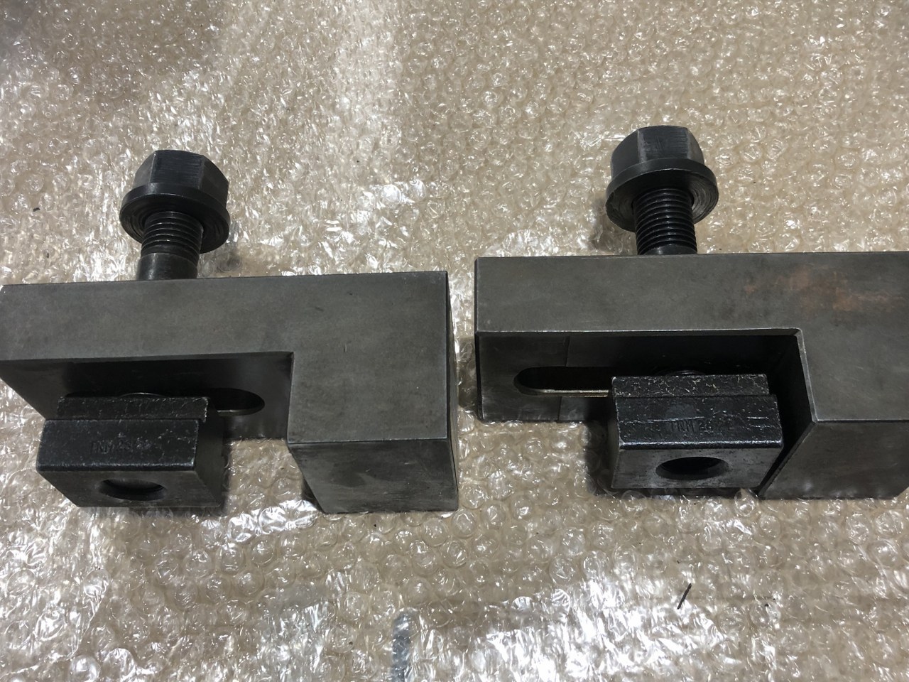 中古その他クランプ治具 【クランプ2個】150ｘ60ｘH70mm 不明