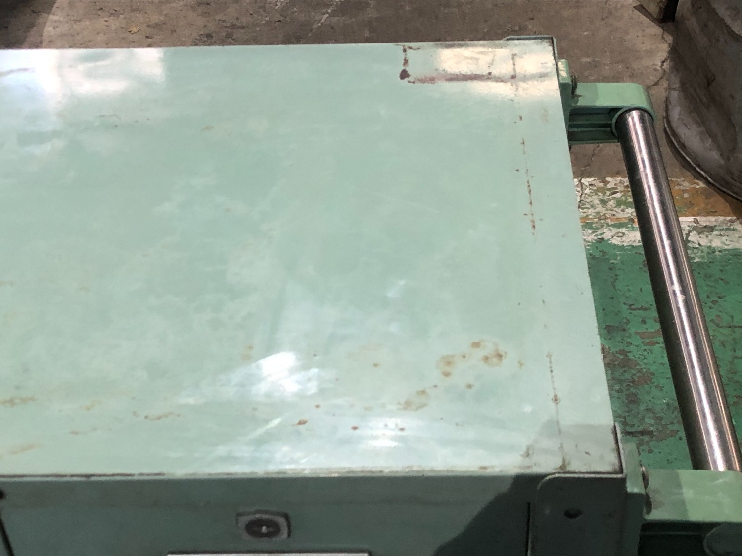 中古キャビネット類 【ツーリングワゴン】W680xD400xH795mm バンラック