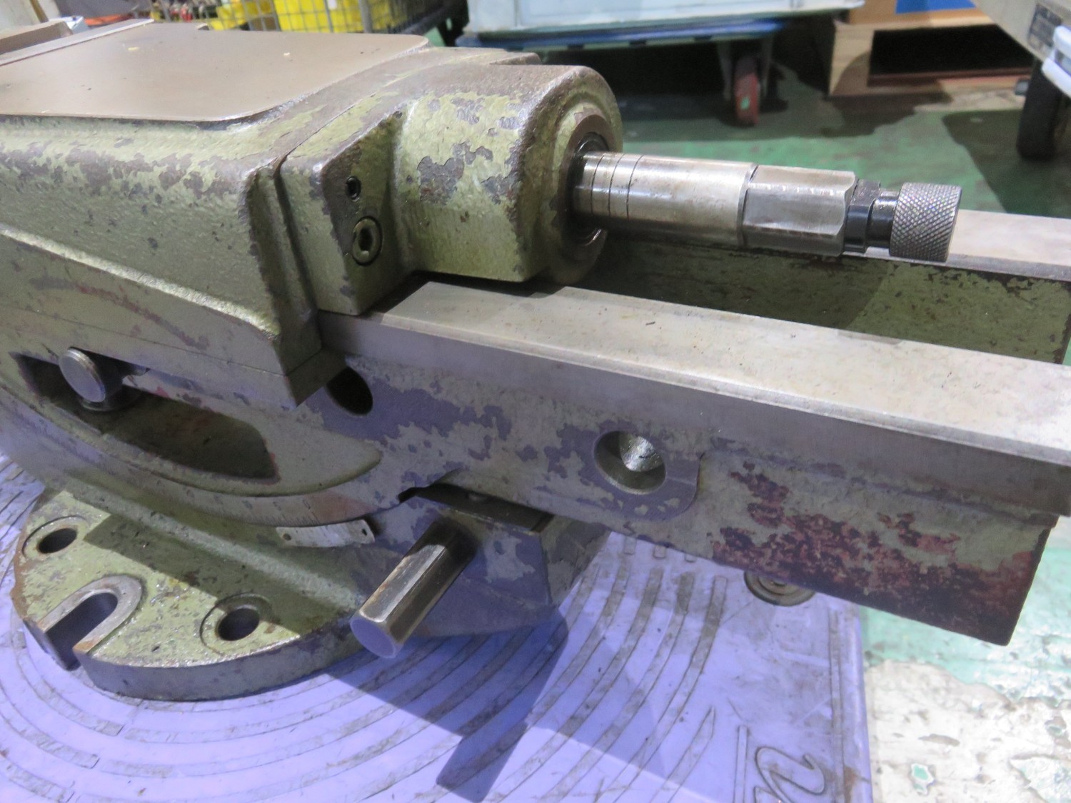 中古キャビネット類 【油圧バイス】口幅150ｍｍ　口高55ｍm　 不明