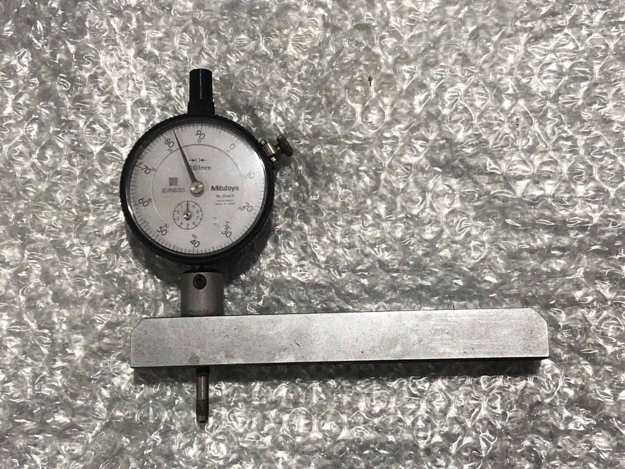 中古ダイヤルゲージ(ダイヤルインジゲーター含む) 【ダイヤルゲージ】2046S EJNB30 ミツトヨ/Mitutoyo