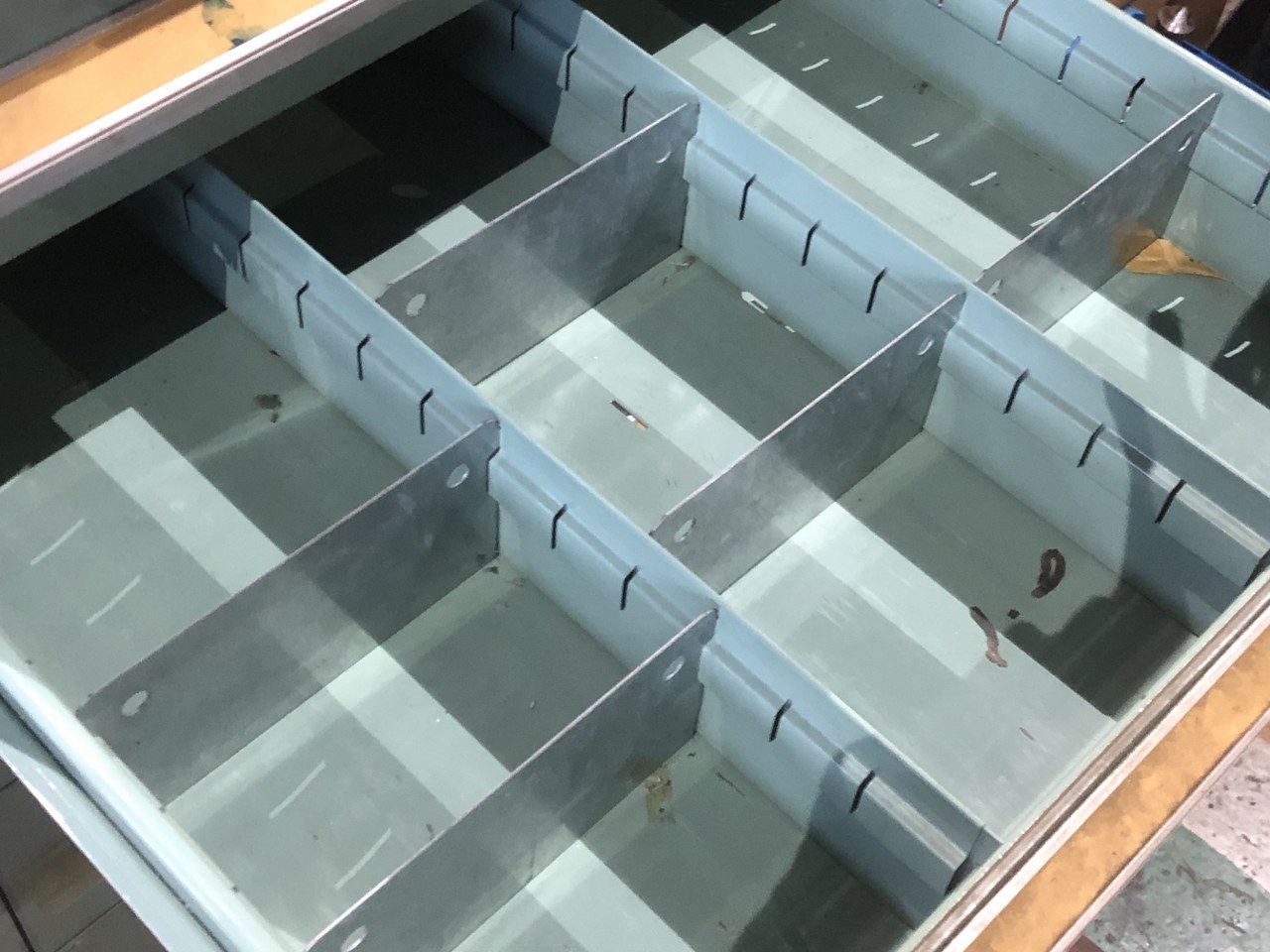 中古キャビネット類 【キャビネット9段】9段 バンラック/VANLACK