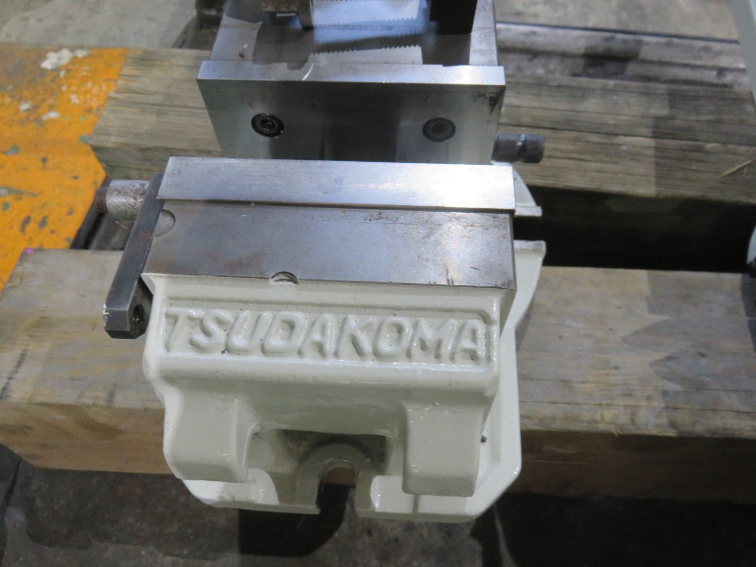 中古油圧バイス 【油圧バイス】口幅125ｍｍ　口高50ｍm 津田駒