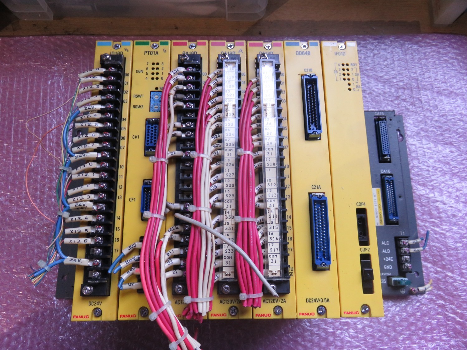 中古その他 【サーボアンプ】A03B-0801-C004　 ファナック