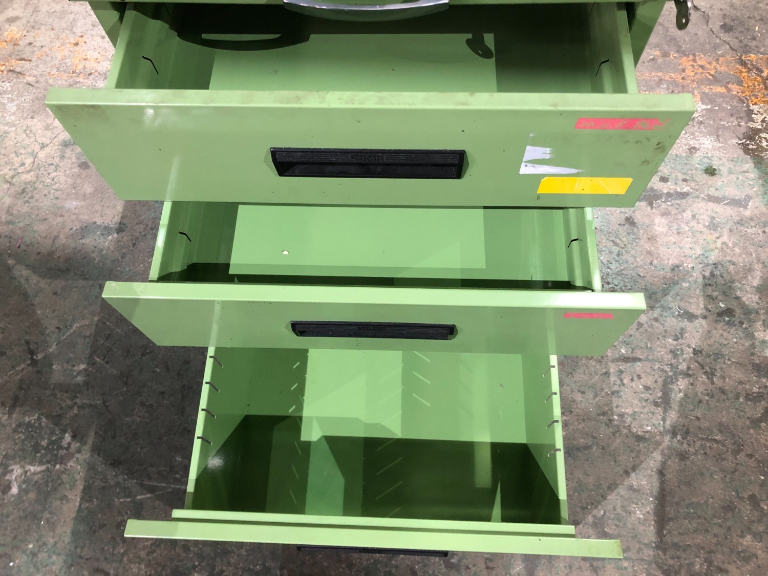 中古キャビネット類 【キャビネット】W460xD545xH640(mm) サカエ/SAKAE