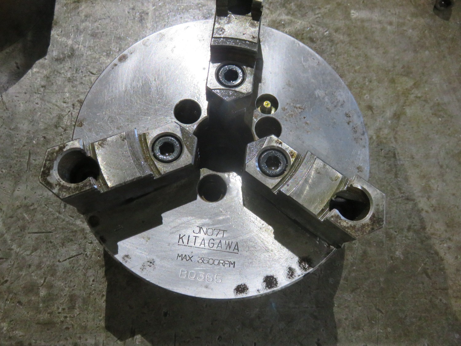 中古スクロールチャック 【3爪スクロールチャック】φ190 北川/KITAGAWA