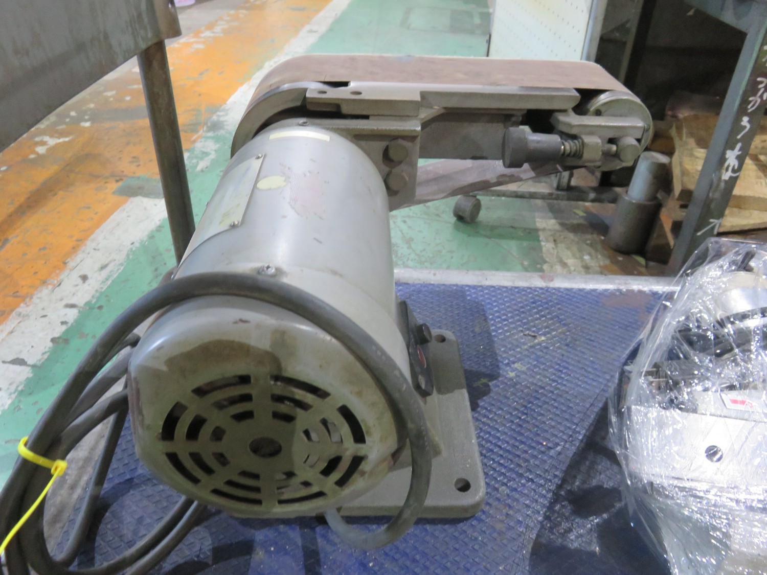 中古その他 ベルトグラインダー100V 不明