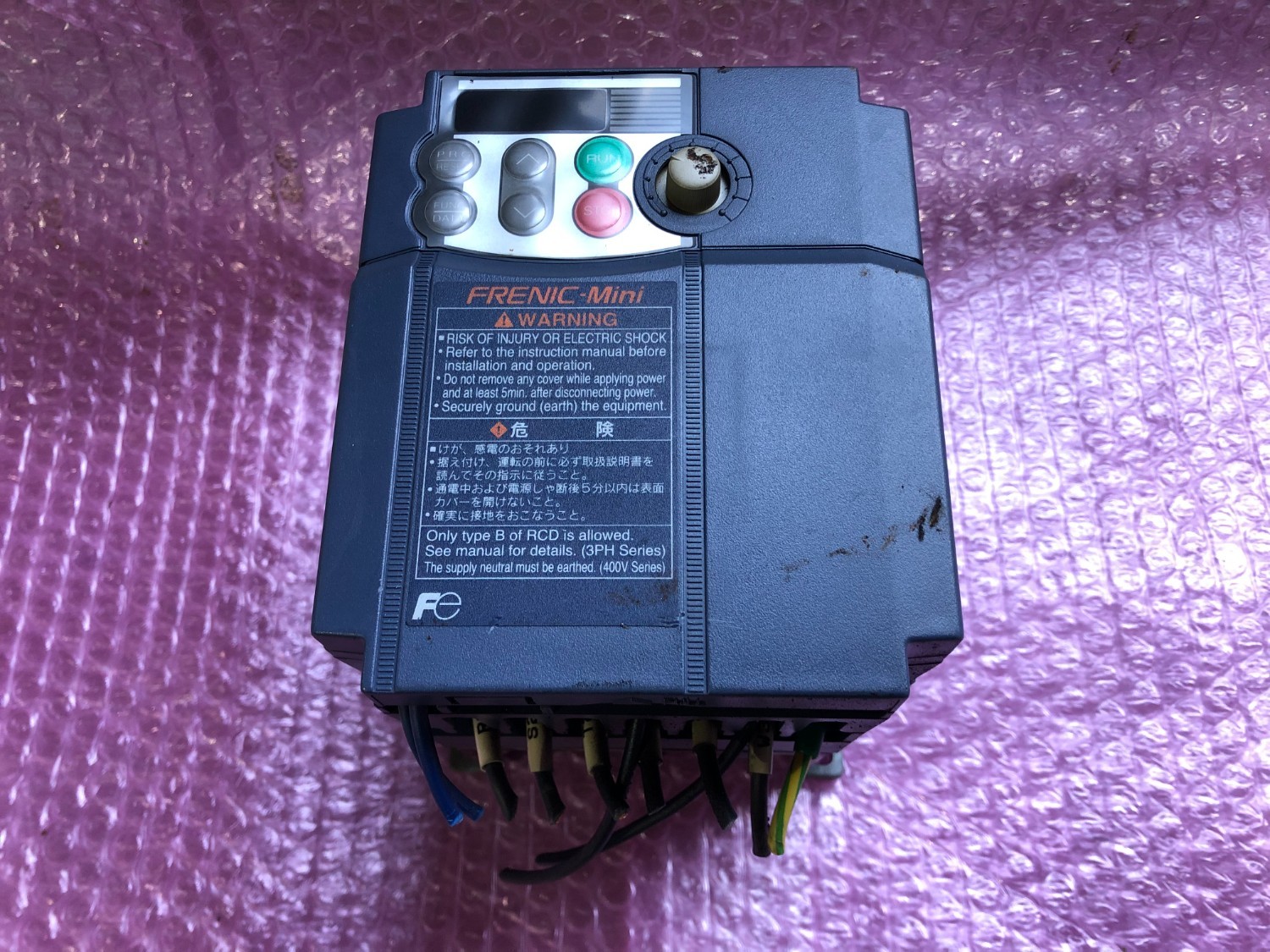 中古その他 【低圧インバータ】FRN1.5C1S-2J 富士電機