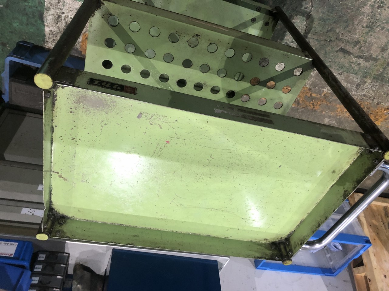 中古キャビネット類 【ツールワゴン】W670xD400xH875(mm)　 サカエ/SAKAE