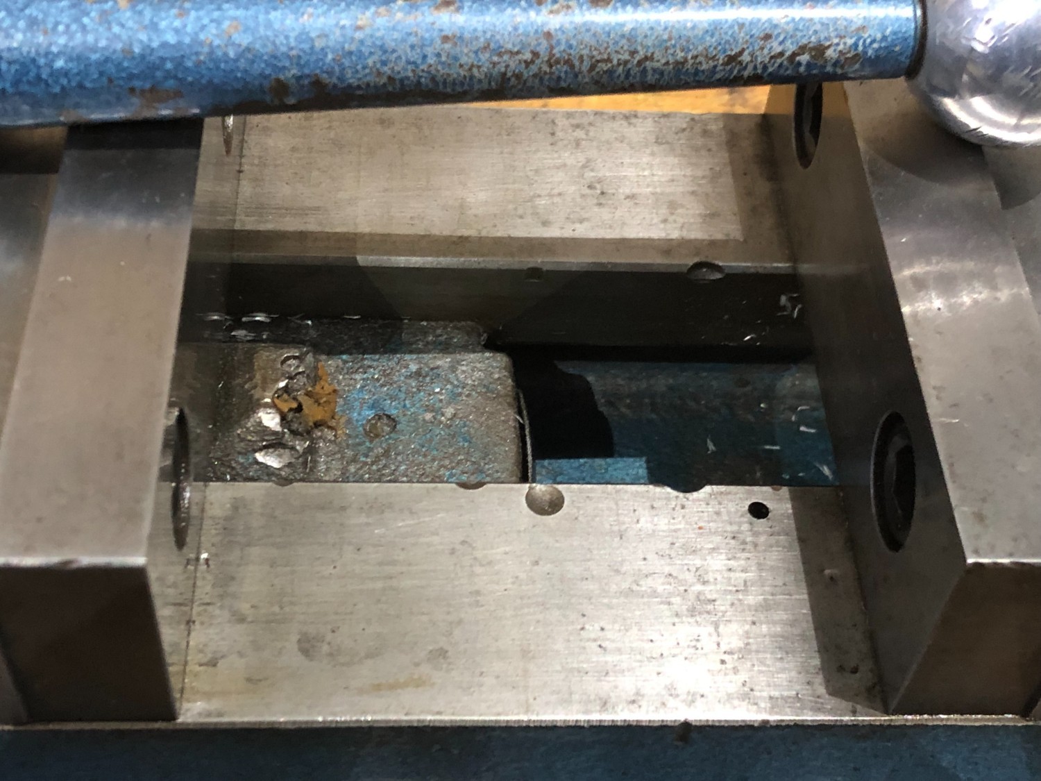 中古精密バイス 【精密バイス】口幅125mm ナベヤ