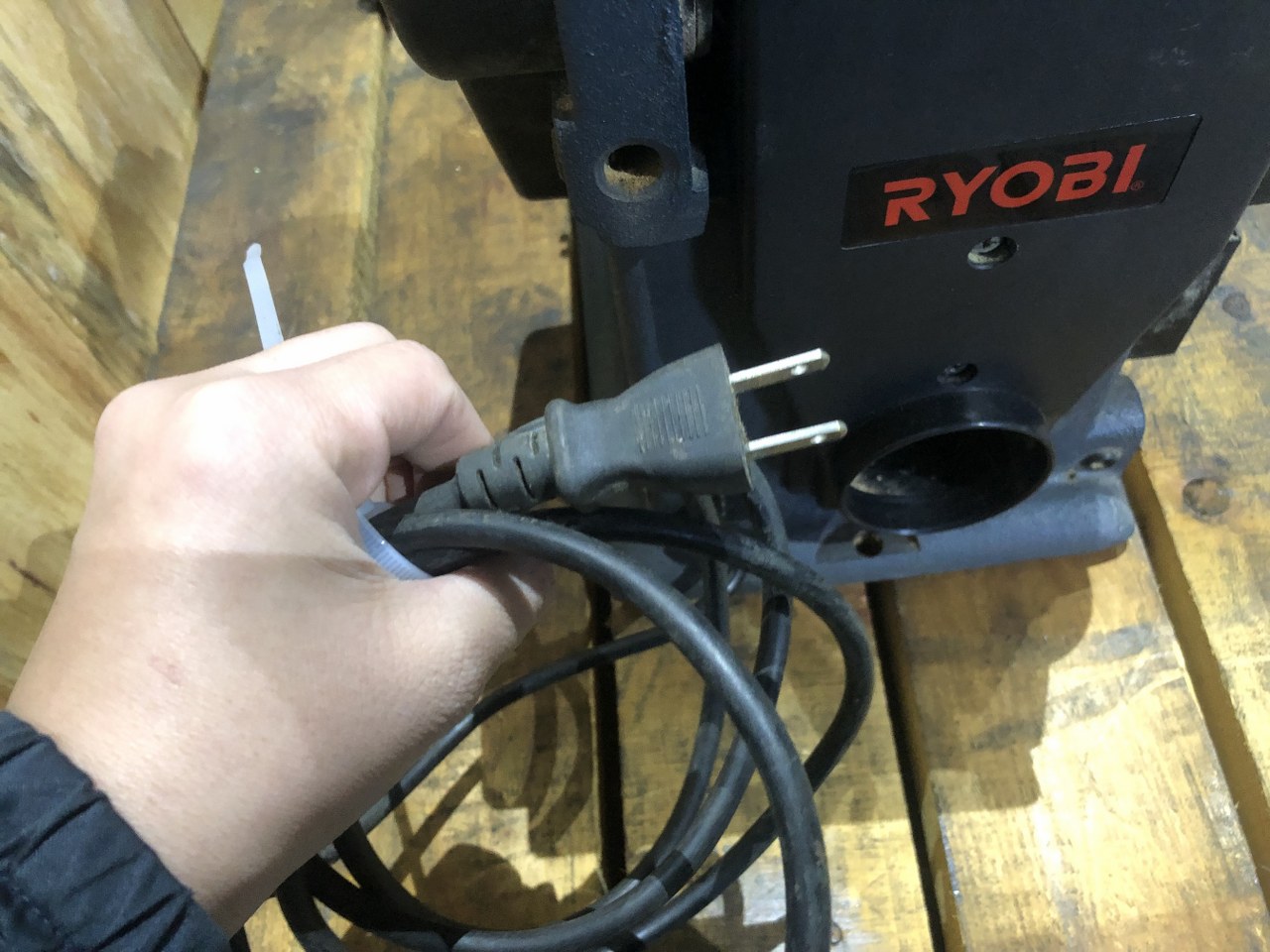 中古お買い得品・1山販売等 【ベルトジスクサンダ】BDS-1000 RYOBI/リョービ