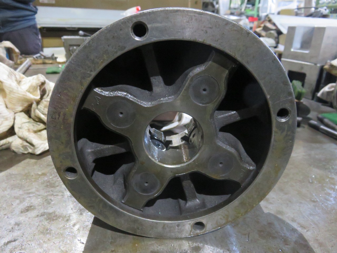 中古インデペンデントチャック 【インデペンデントチャック】φ200 不明