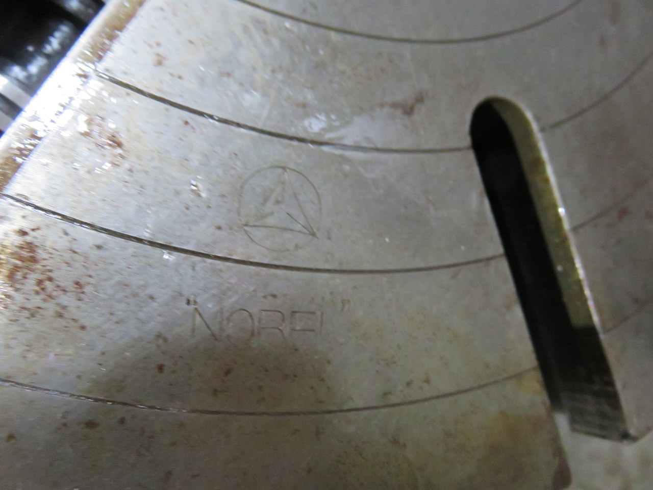 中古インデペンデントチャック 【インデペンデントチャック】φ350　 NOBEL