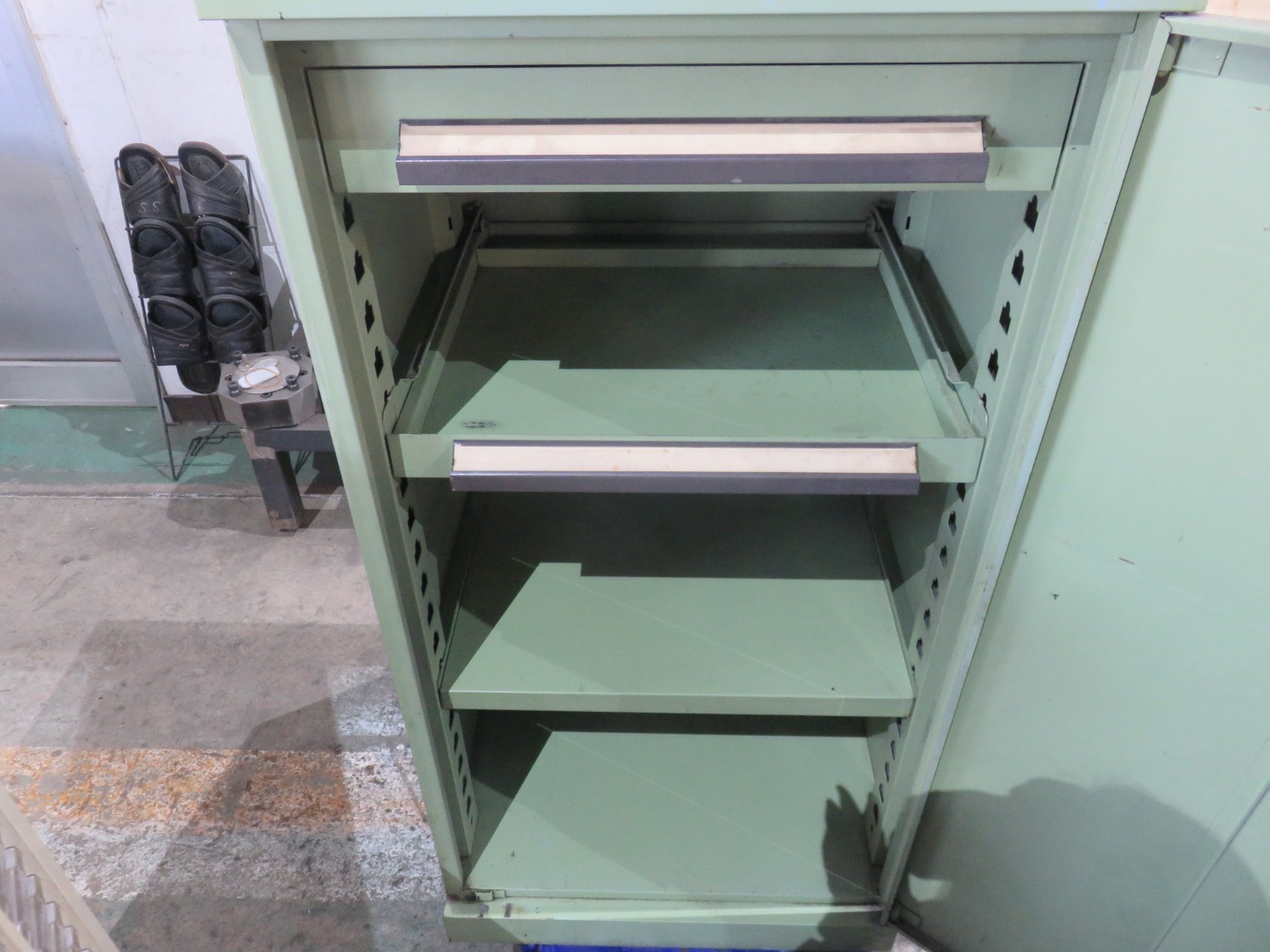 中古キャビネット類 【キャビネット】W500xD515xH1010(mm) 不明