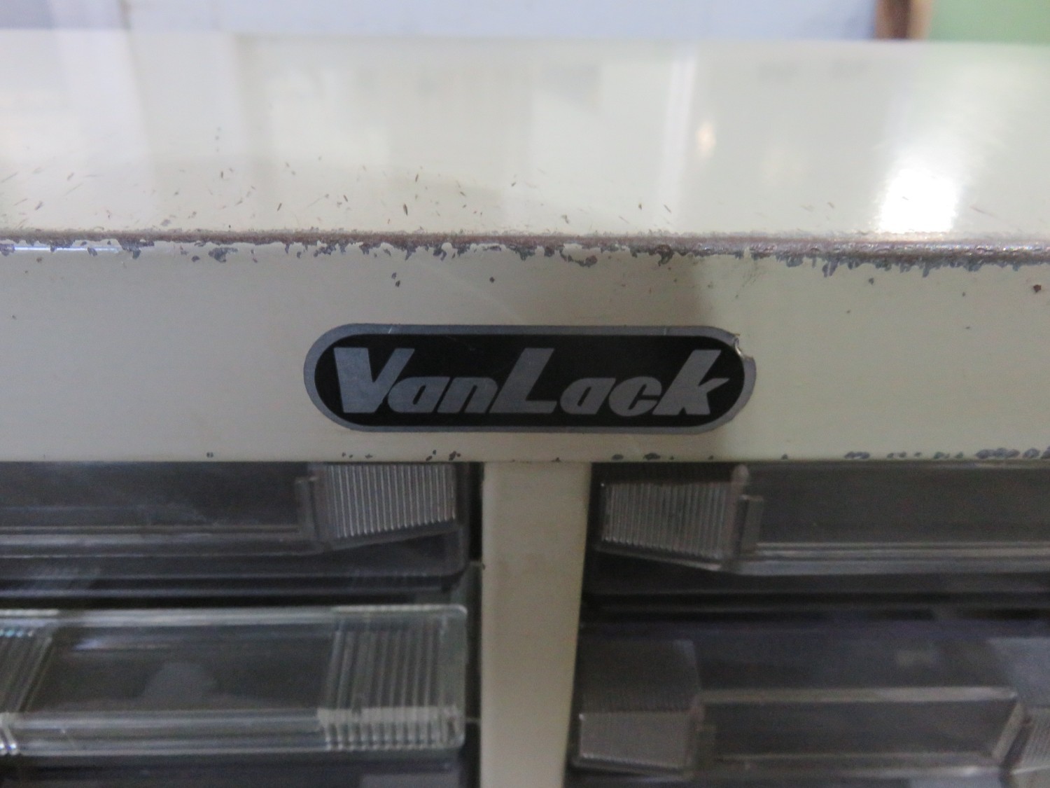 中古キャビネット類 【パーツケース】W515xD240xH880(mm) バンラック/VANLACK