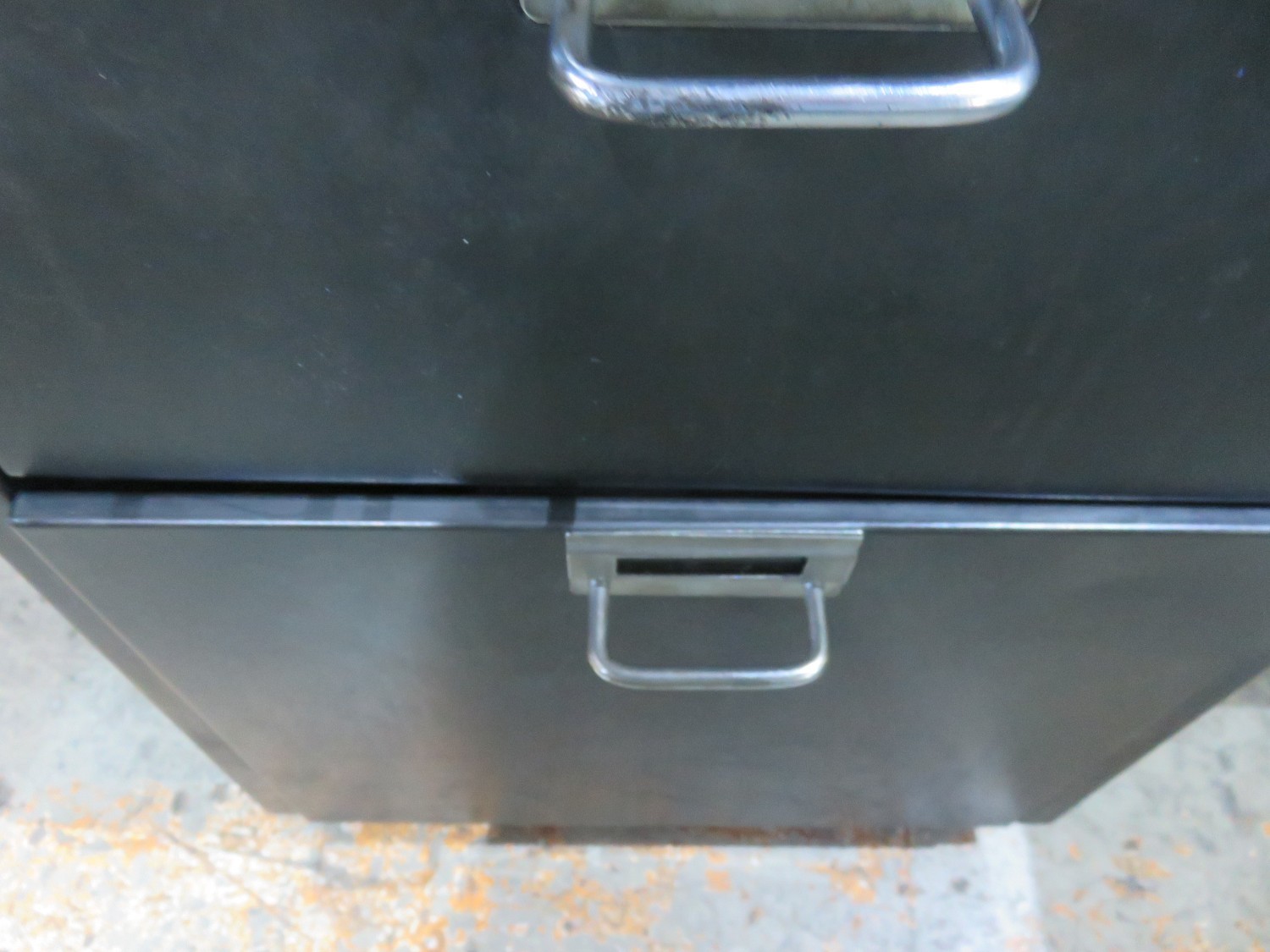 中古キャビネット類 【キャビネット】W400xD500xH625(mm) アイリスオーヤマ