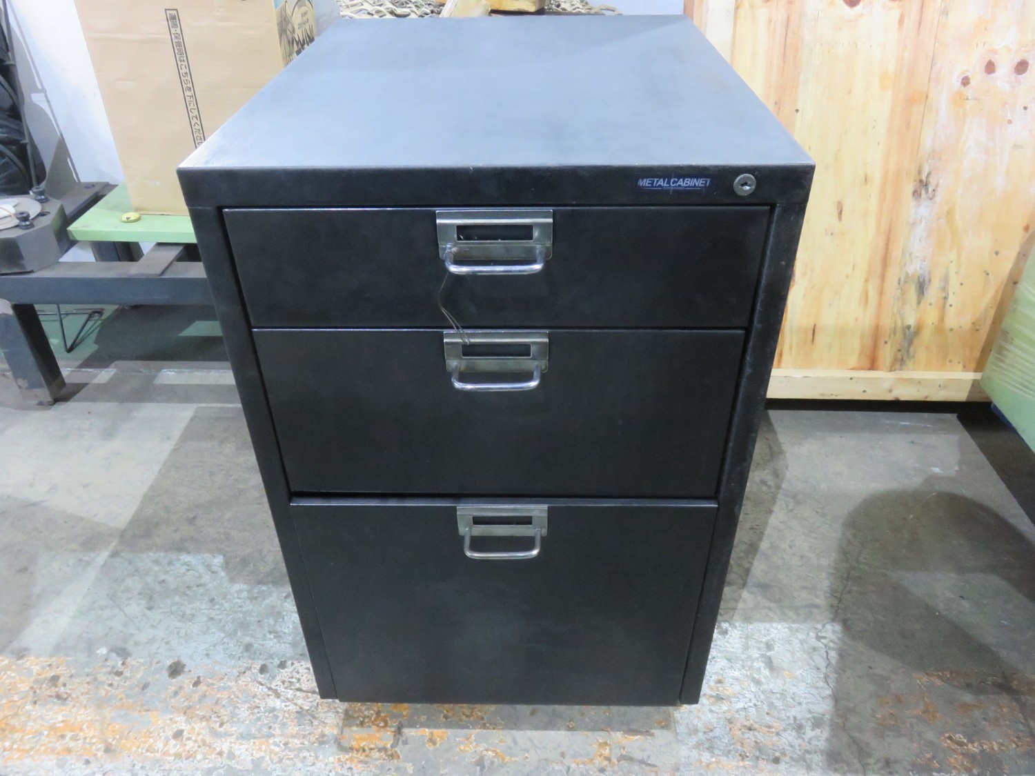 中古キャビネット類 【キャビネット】W400xD500xH625(mm) アイリスオーヤマ