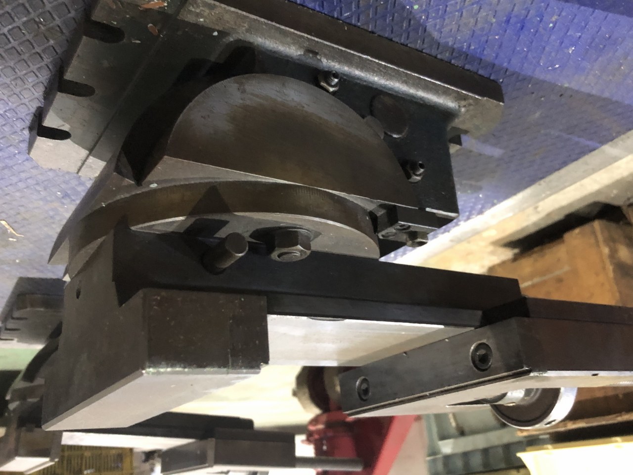 中古その他バイス・関連品等 【多次元バイス】口幅150ｍｍ　高さ26ｍｍ　開き132ｍｍ 不明