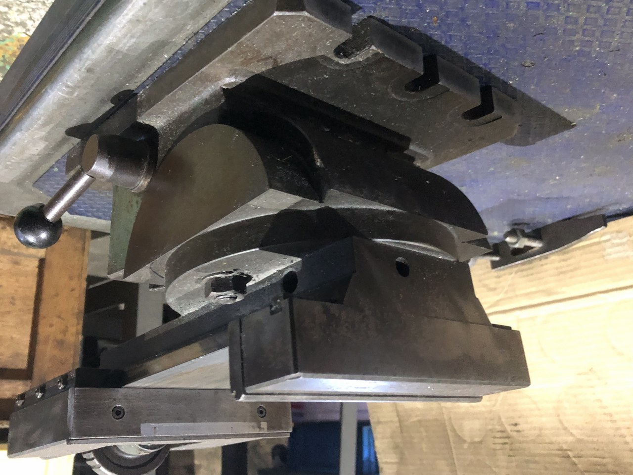 中古その他バイス・関連品等 【多次元バイス】口幅150ｍｍ　高さ26ｍｍ　開き132ｍｍ 不明