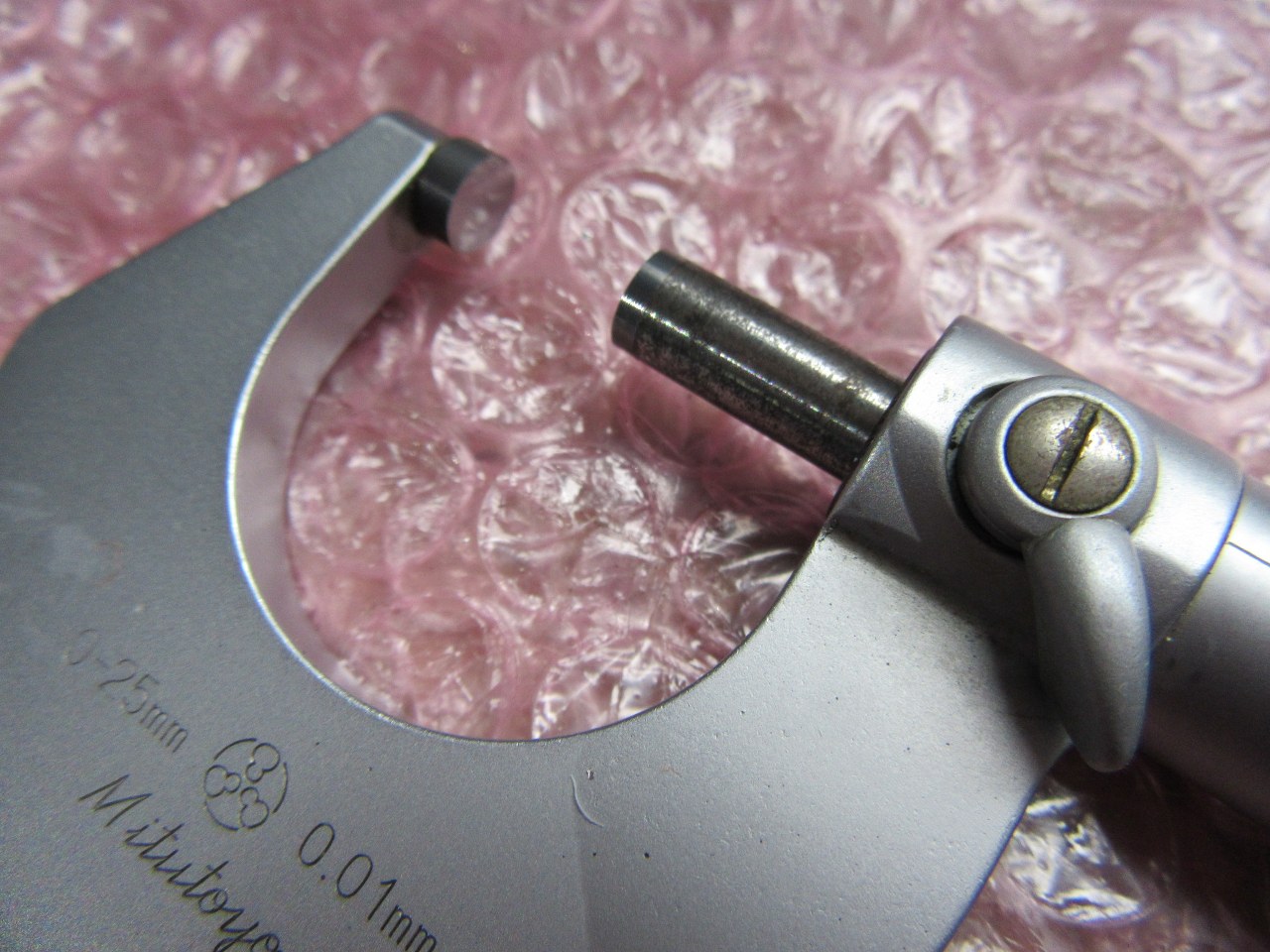 中古外側マイクロメーター 【外側マイクロメーター/external micrometer 】0-25ｍｍ(0.01mm) ミツトヨ