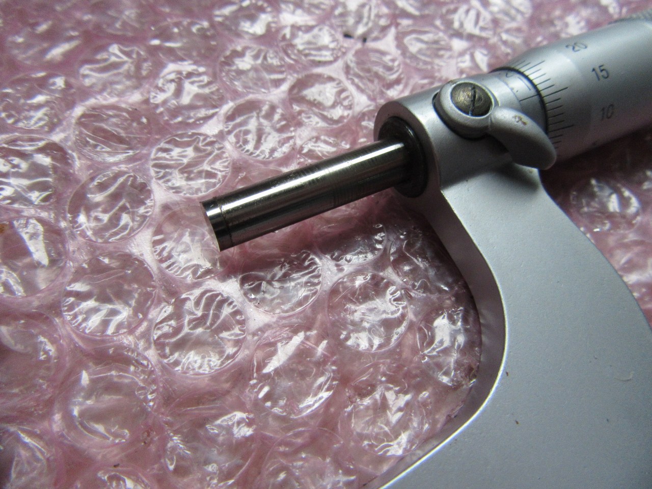 中古外側マイクロメーター 【外側マイクロメーター/external micrometer 】25-50ｍｍ(0.01mm) ミツトヨ