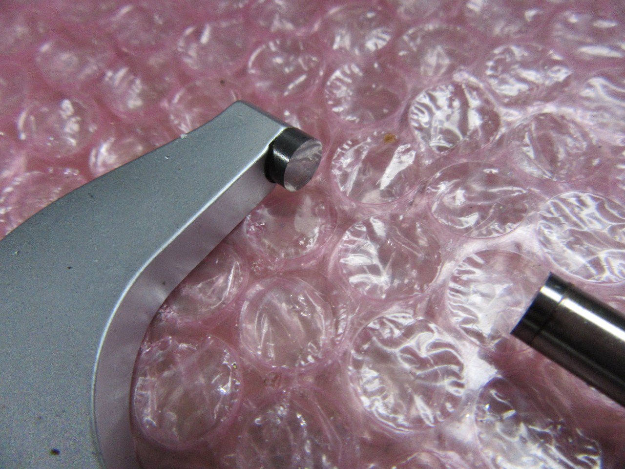 中古外側マイクロメーター 【外側マイクロメーター/external micrometer 】25-50ｍｍ(0.01mm) ミツトヨ