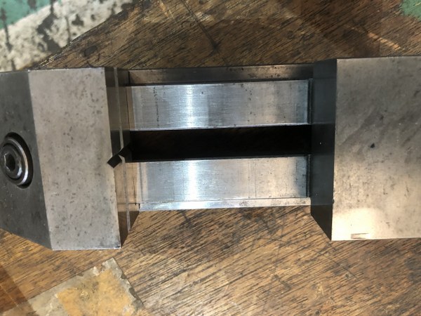 中古精密バイス 【精密バイス】口金幅65mm 高28mm 開75mm 不明