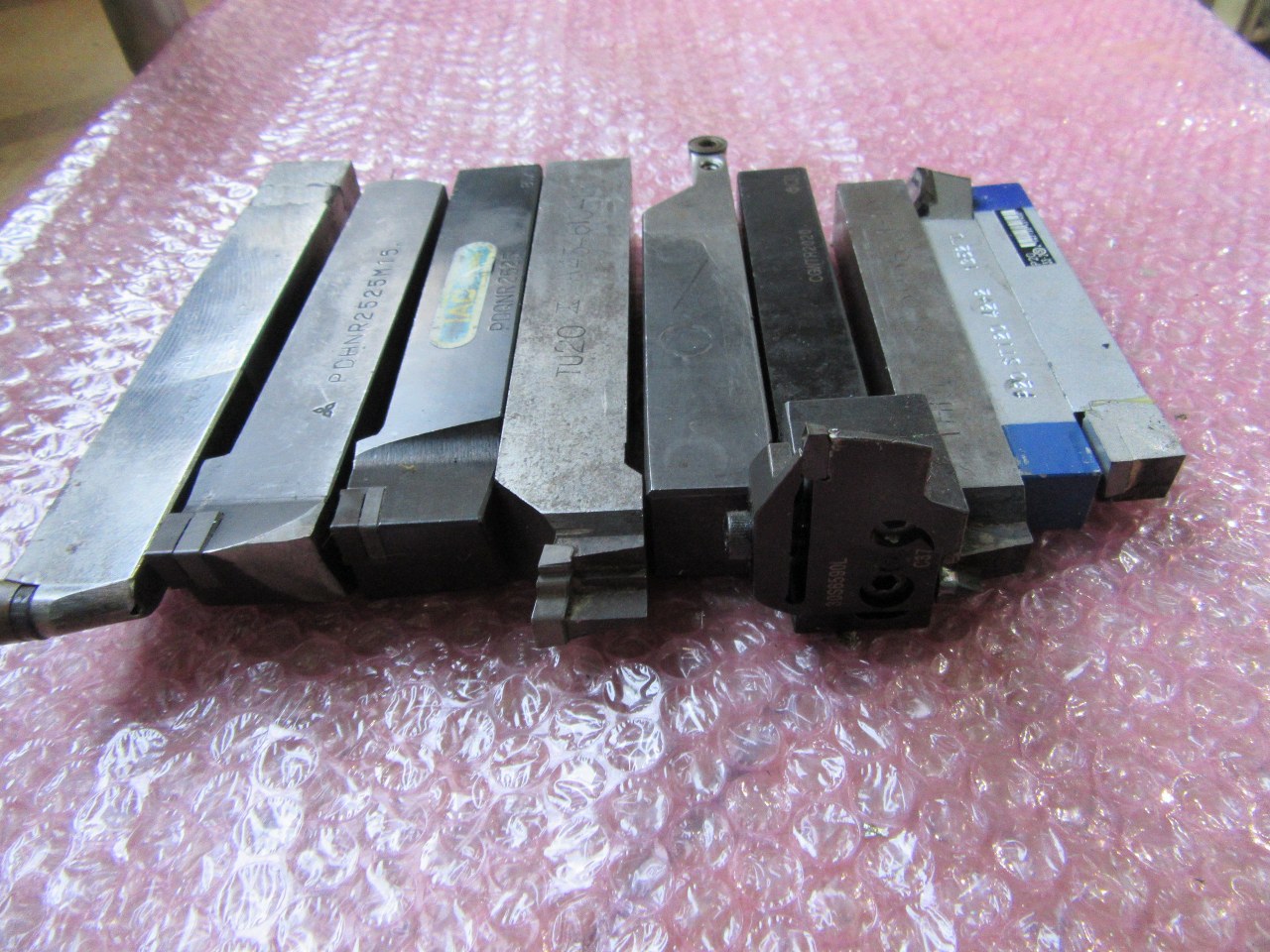 中古お買い得品・1山販売等 【バイト1山】様々なメーカーやサイズがあります メーカー混在