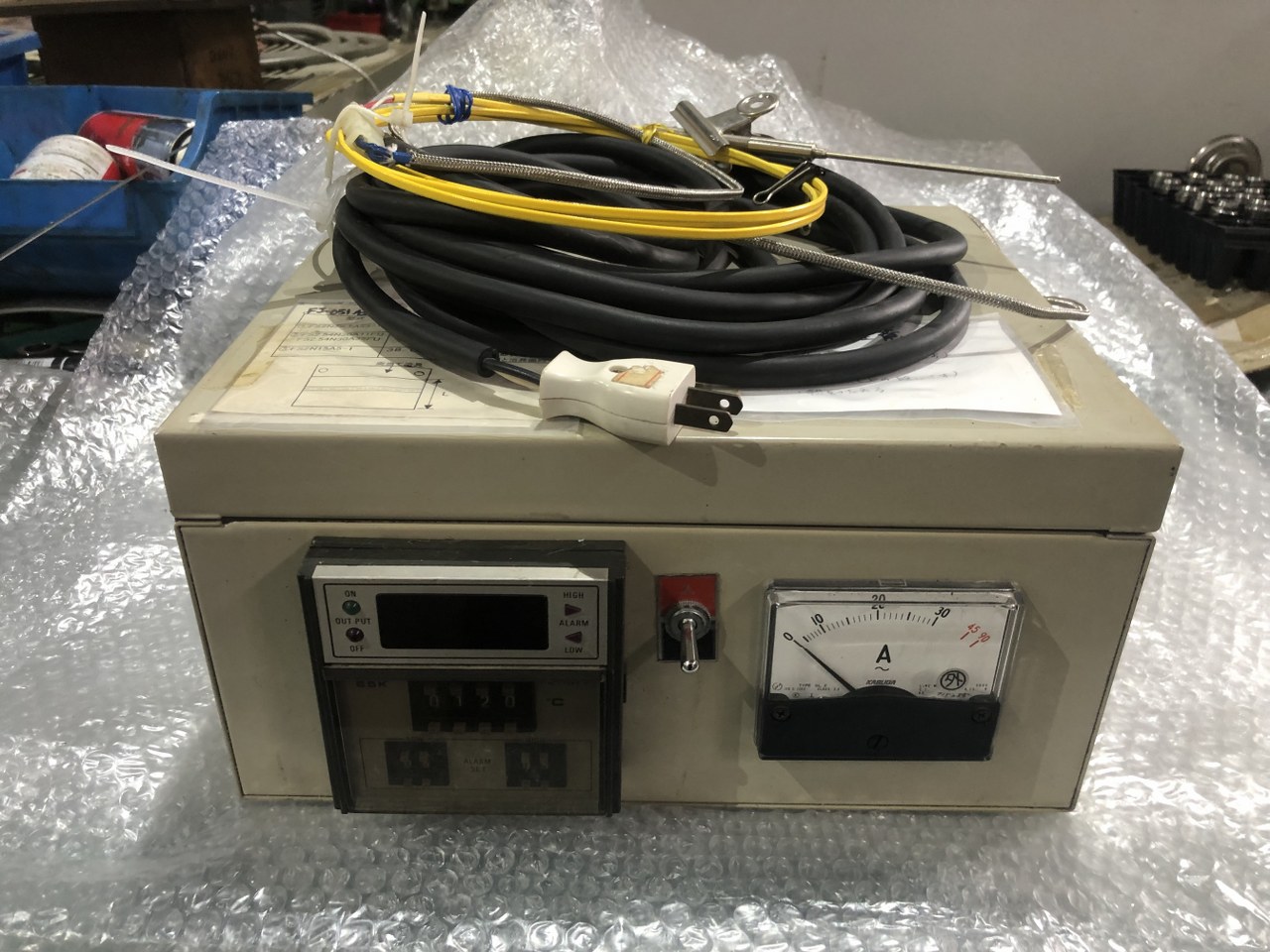 中古お買い得品・1山販売等 【デジタル温度調節器】E5K オムロン