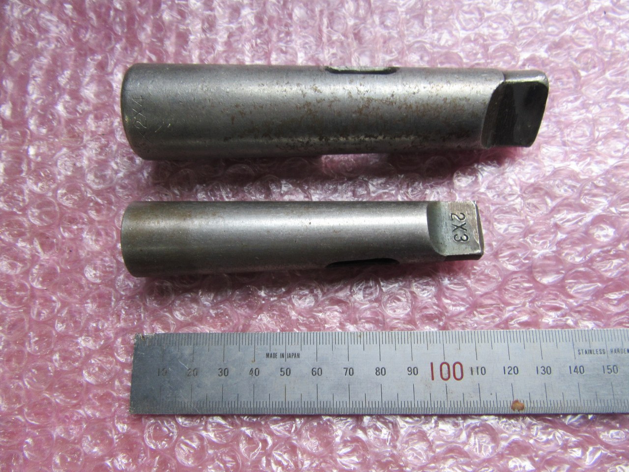 中古お買い得品・1山販売等 【ドリルスリーブ2本】2ｘ4、2ｘ3 不明