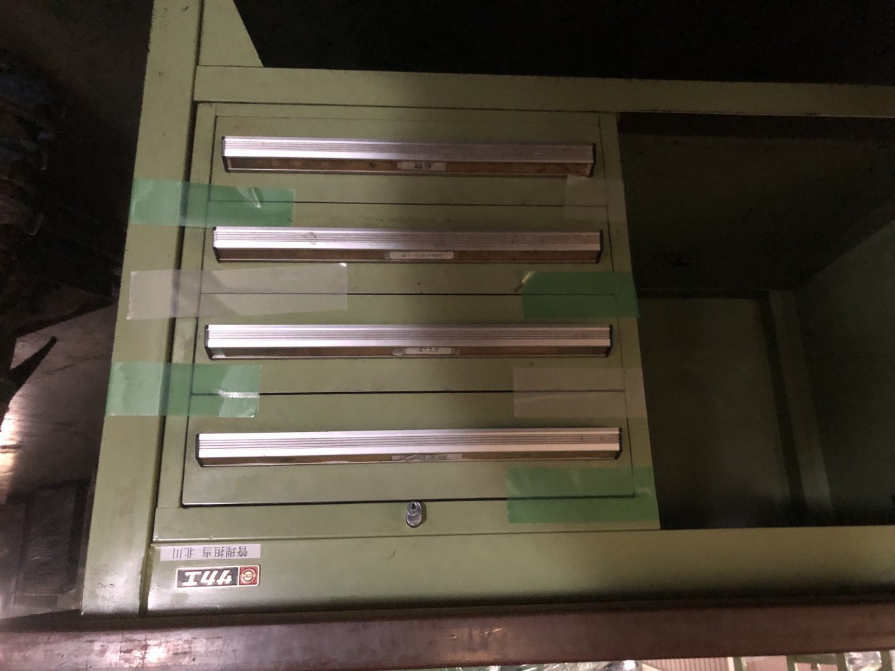 中古作業机 【作業台】W1200ｘD800ｘH740ｍｍ サカエ