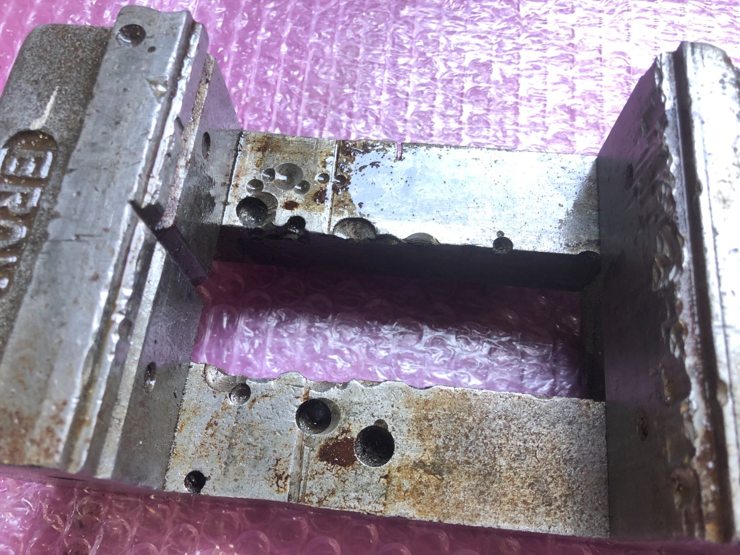 中古バイス 【バイス】口幅100ｍｍ口高47ｍｍ口開110ｍｍ ナベヤ(ERON)