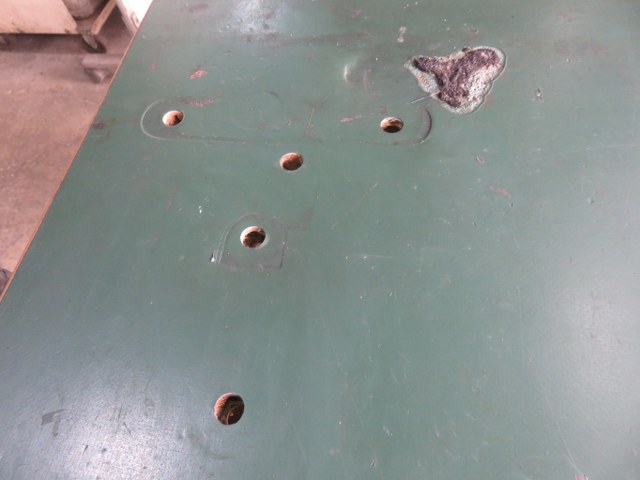 中古作業机 【作業台】W600xD900xH720mm サカエ