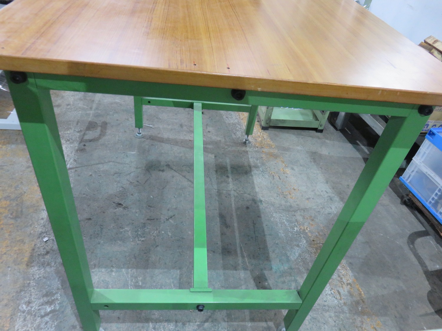 中古キャビネット類 作業台 不明