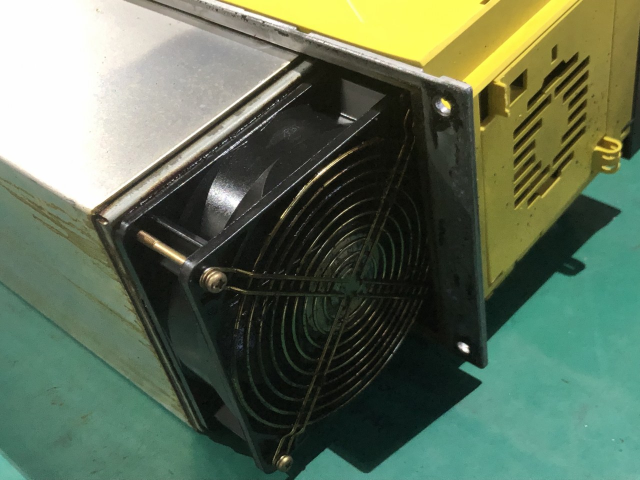 中古その他 【サーボアンプ】A06B-6110-H037 ファナック